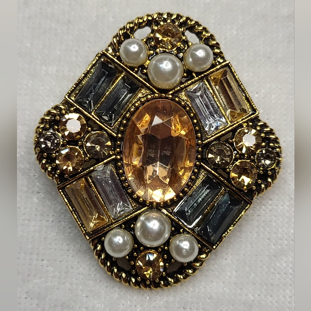 New Retro Baroque Square Brooch /  Pin